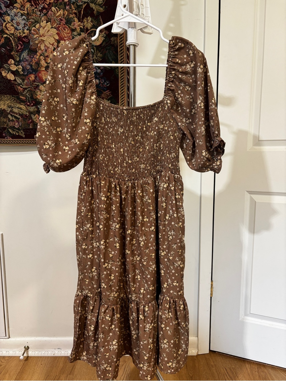 Elloh Brown Floral Smocked Midi Dress M Puff Sleeve Cottagecore